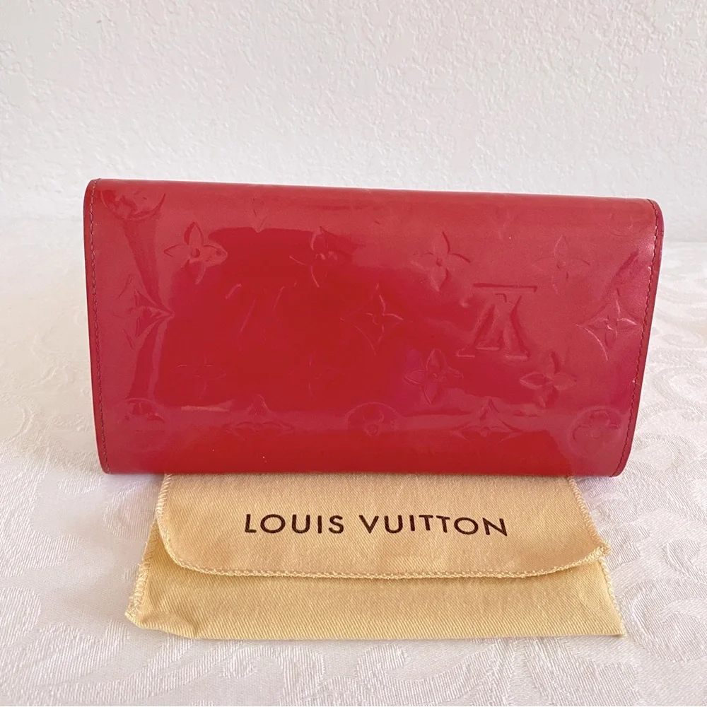 LOUIS VUITTON pink Vernis Wallet